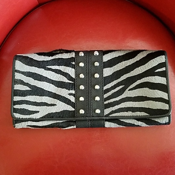 Michaels Kors Clutch - Picture 1 of 4